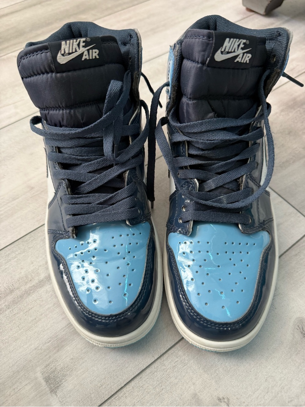 Jordan High-Top Sneakers in Dark Blue and Light Blue
